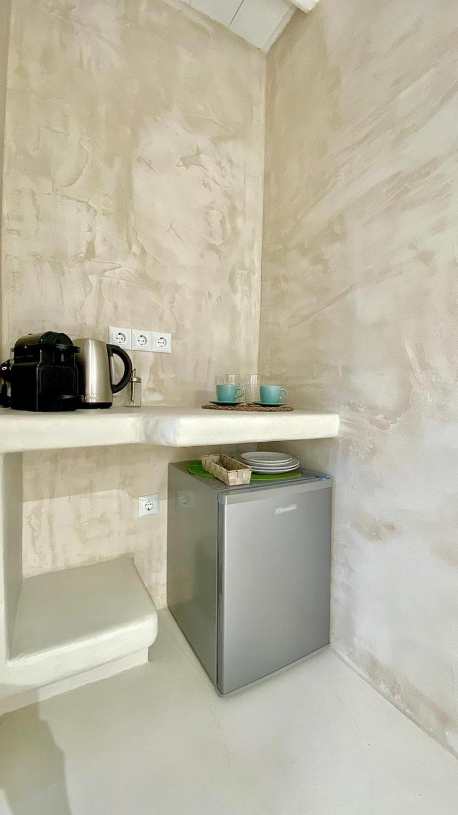 Moustakas Beach Apartments Αδάμας Εξωτερικό φωτογραφία