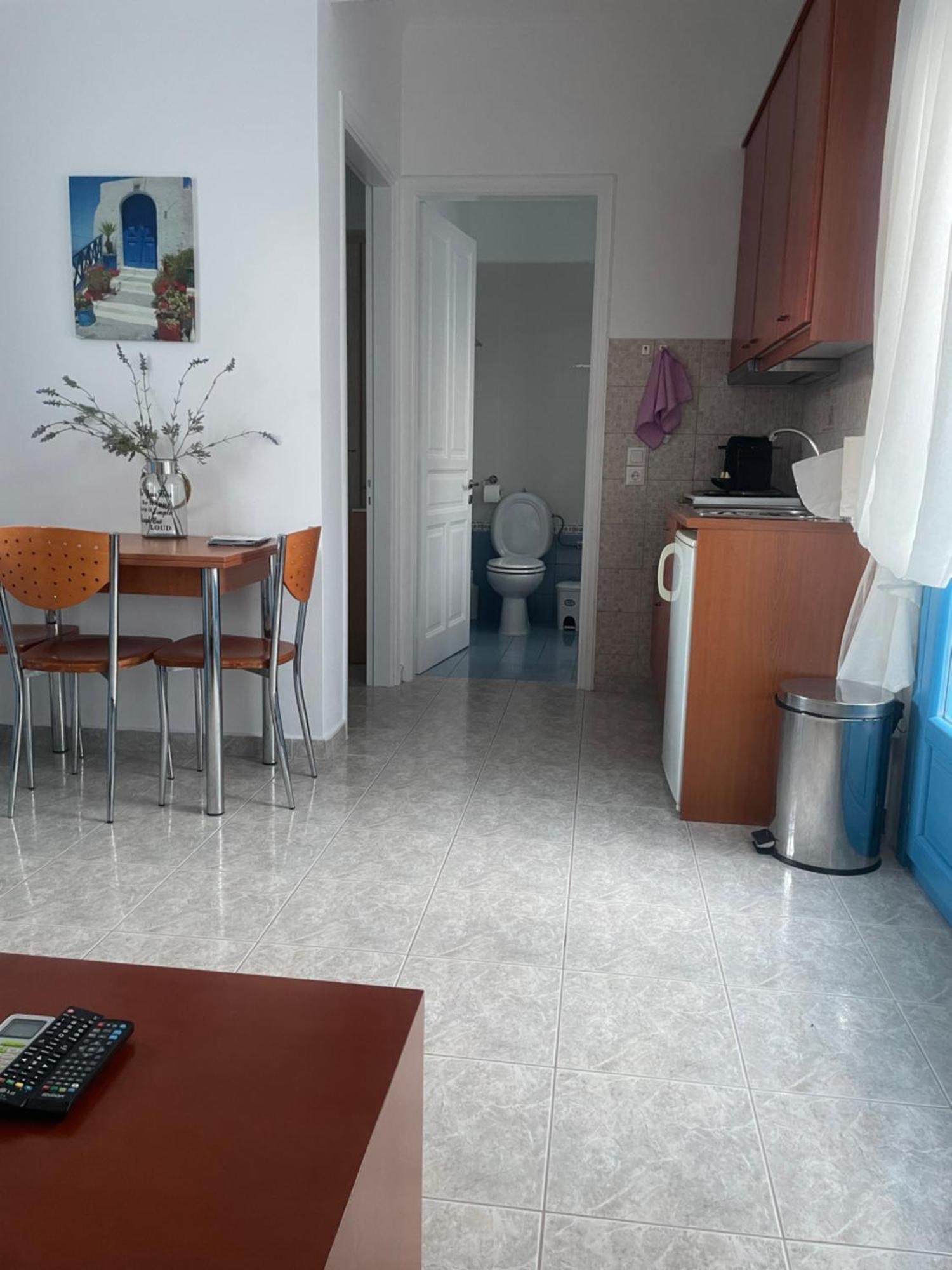 Moustakas Beach Apartments Αδάμας Εξωτερικό φωτογραφία