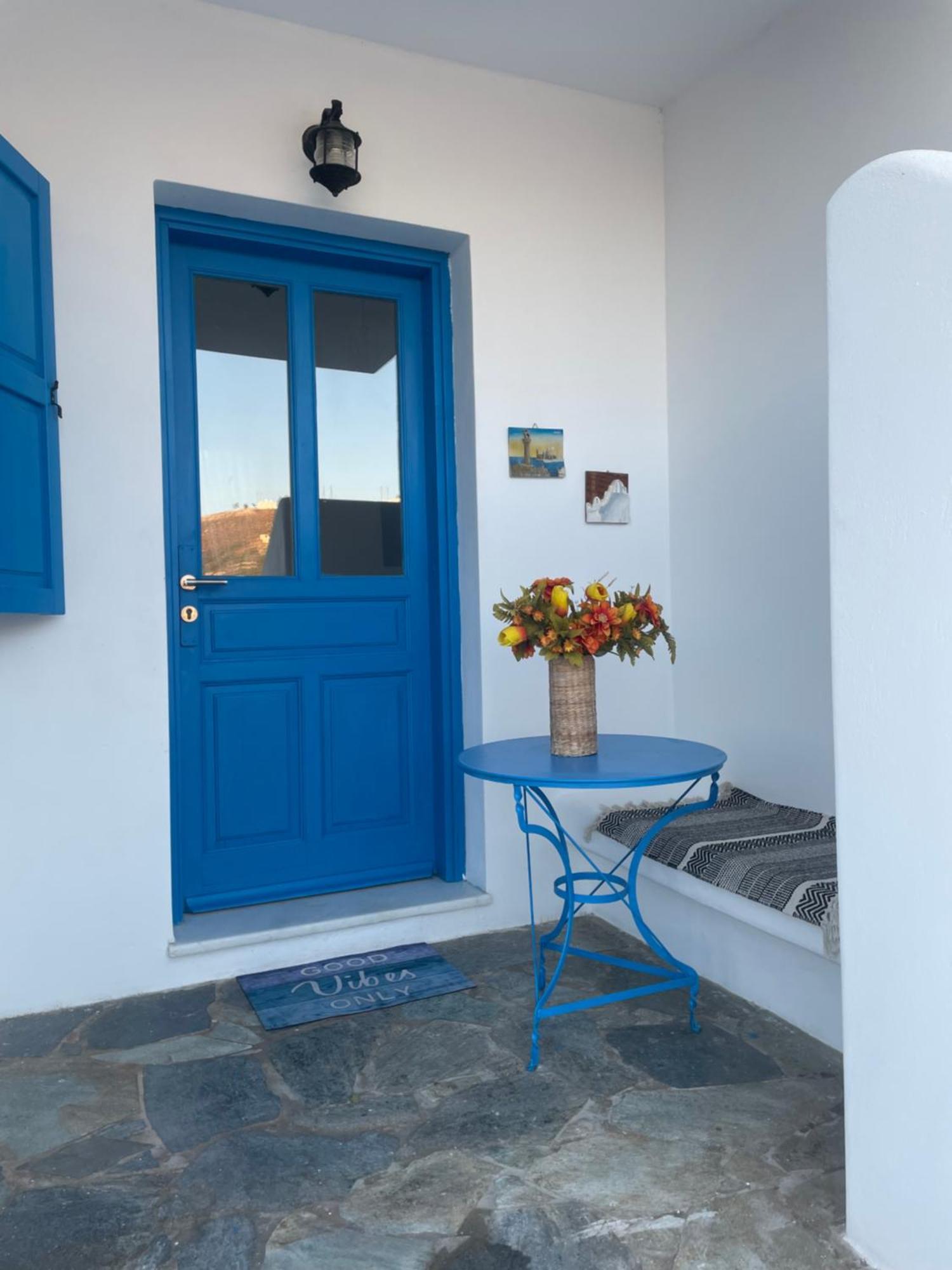 Moustakas Beach Apartments Αδάμας Εξωτερικό φωτογραφία
