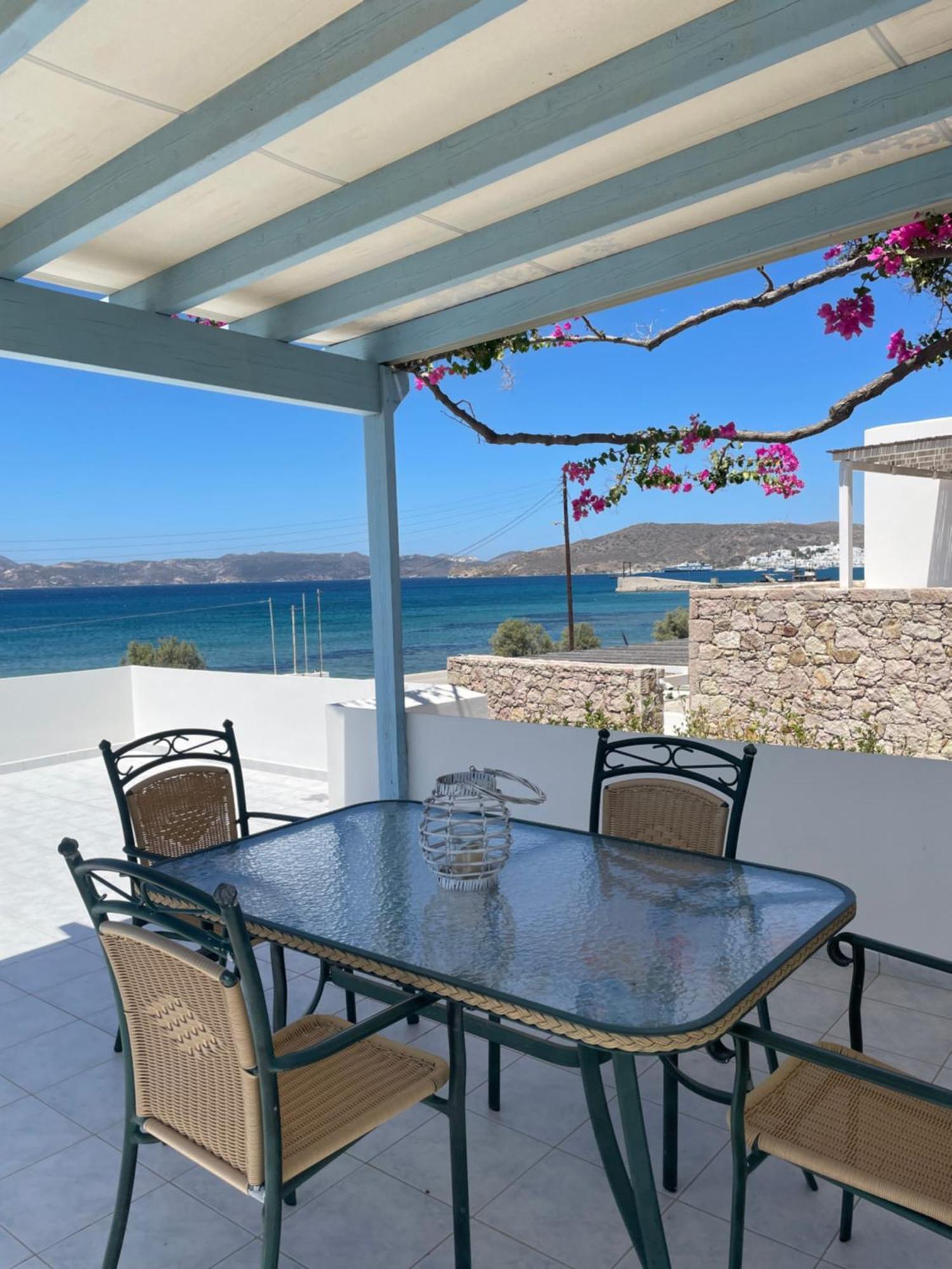 Moustakas Beach Apartments Αδάμας Εξωτερικό φωτογραφία