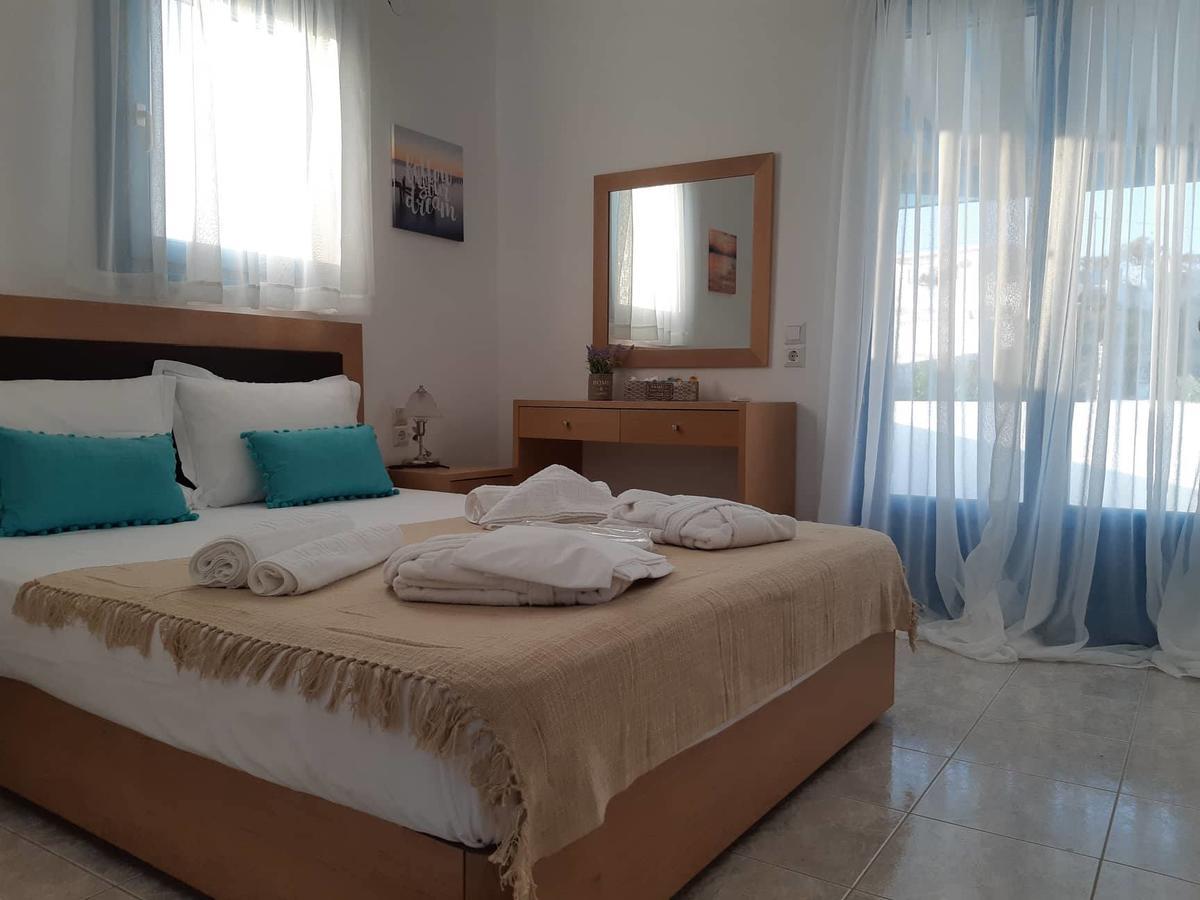 Moustakas Beach Apartments Αδάμας Εξωτερικό φωτογραφία