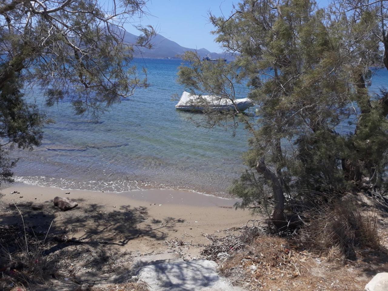 Moustakas Beach Apartments Αδάμας Εξωτερικό φωτογραφία