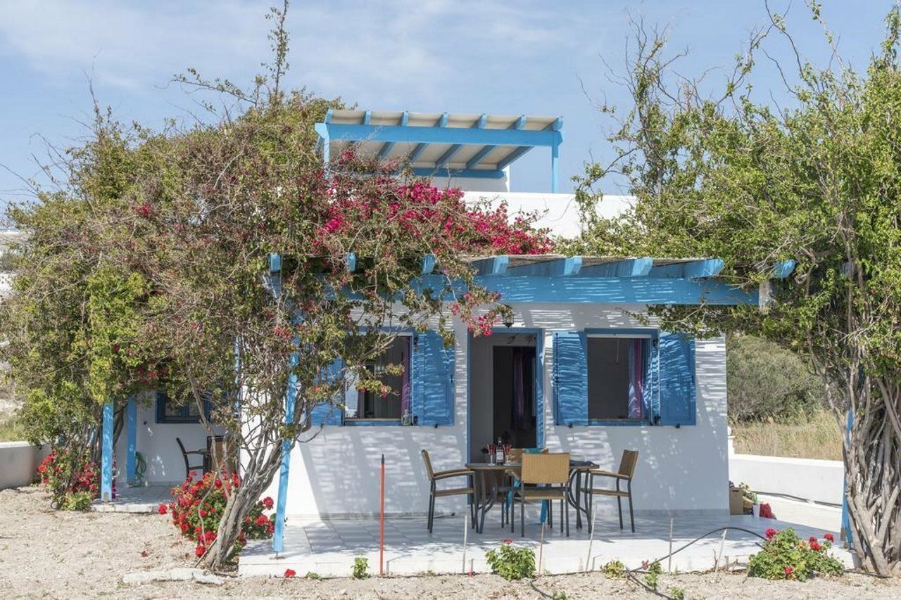 Moustakas Beach Apartments Αδάμας Εξωτερικό φωτογραφία